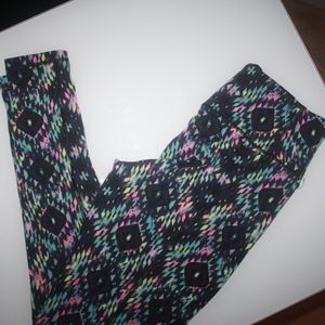 Victoria Secret Tribal Workout Yoga Pants